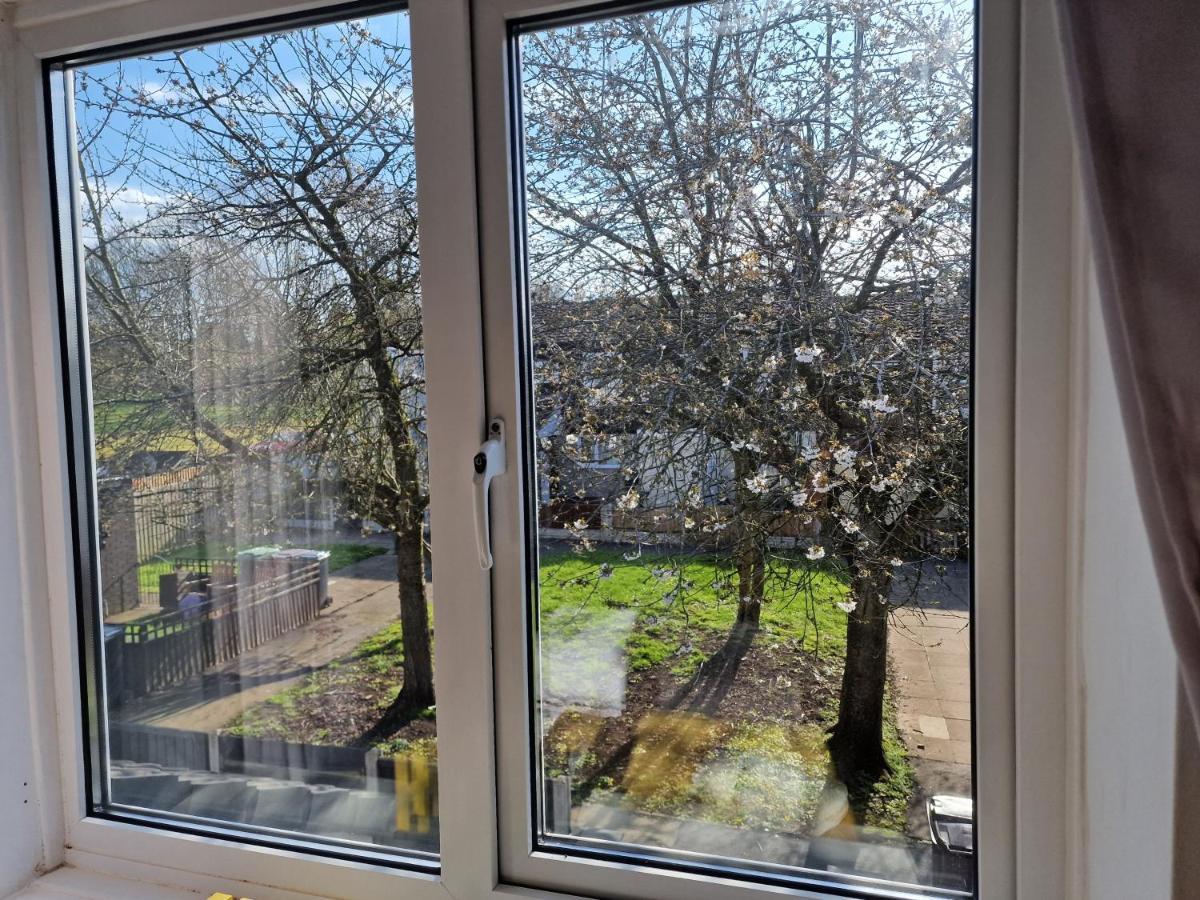 Spacious & Comfy Home- Very Close To Nec Birmingham ,Hs2 & Airport- Perfect For Contractors & Groups- Free Parking & Fast Wifi Marston Green Exterior photo